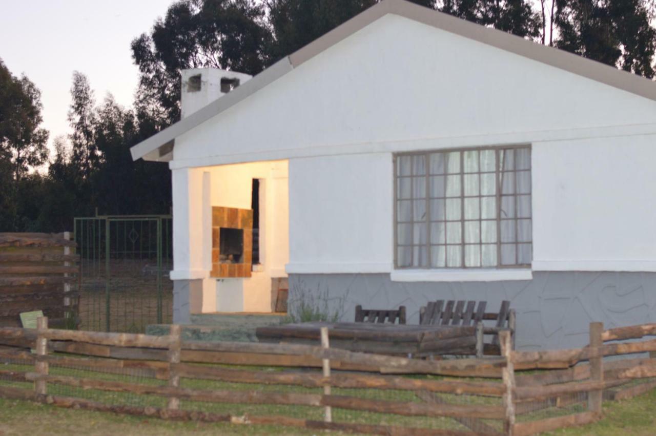 Dullstroom On The Dam エクステリア 写真